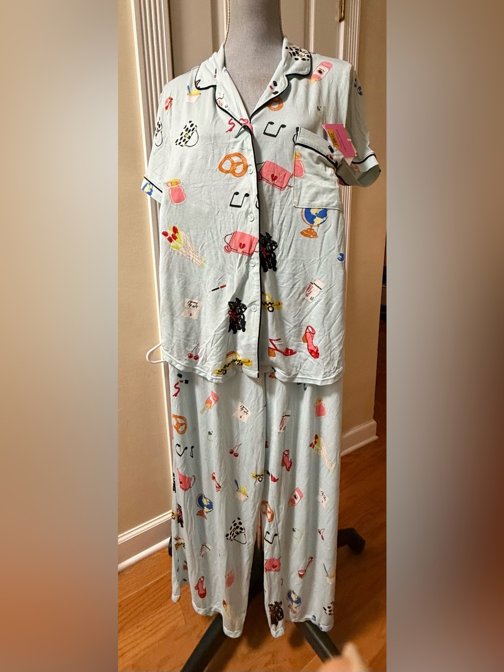 kate spade Light Blue Pajama Set with Colorful Novelty Print NWT